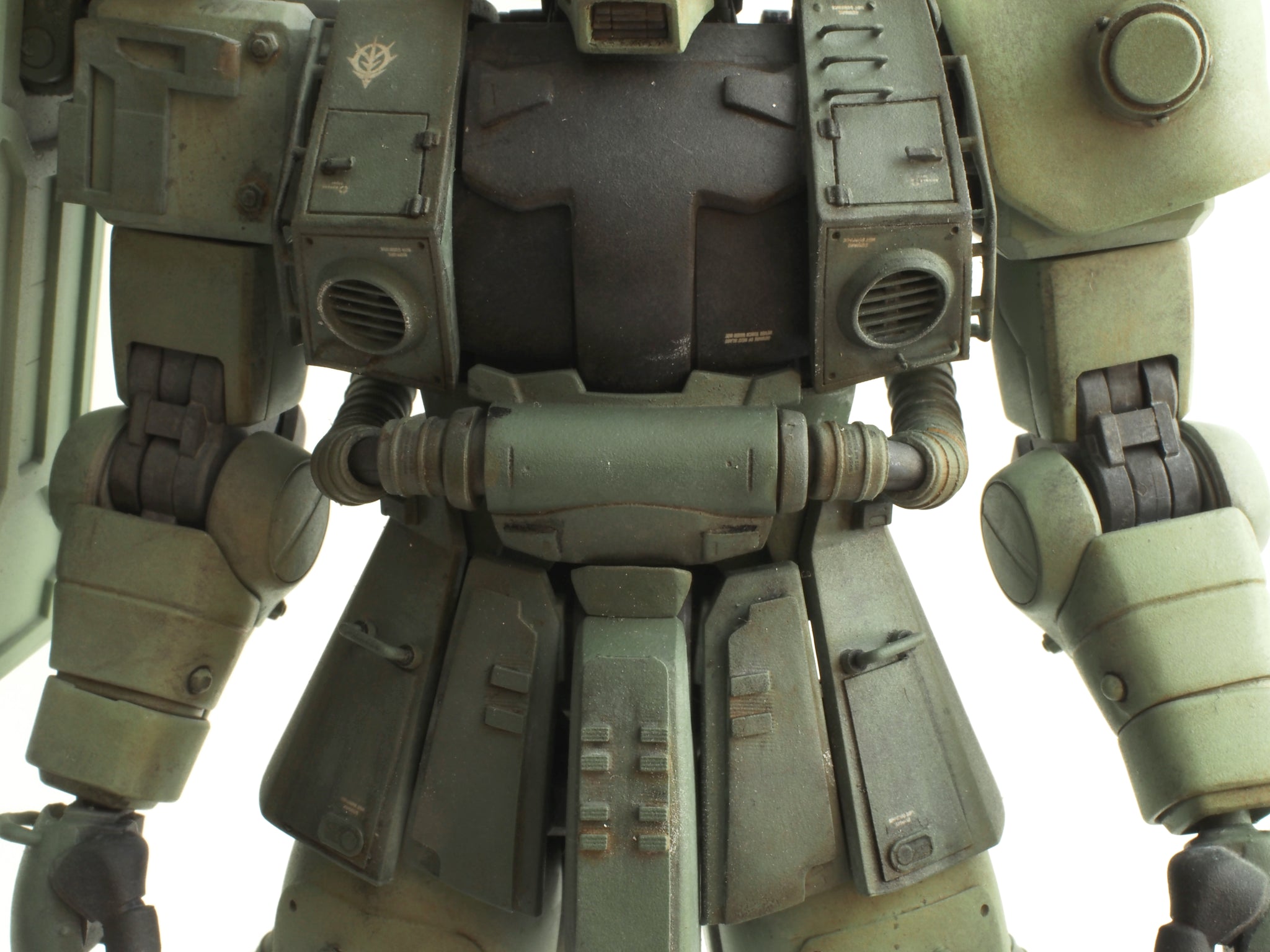 Yahoo!オークション - MG 量産型ザクⅡ ver.2.0 改修塗装完成品