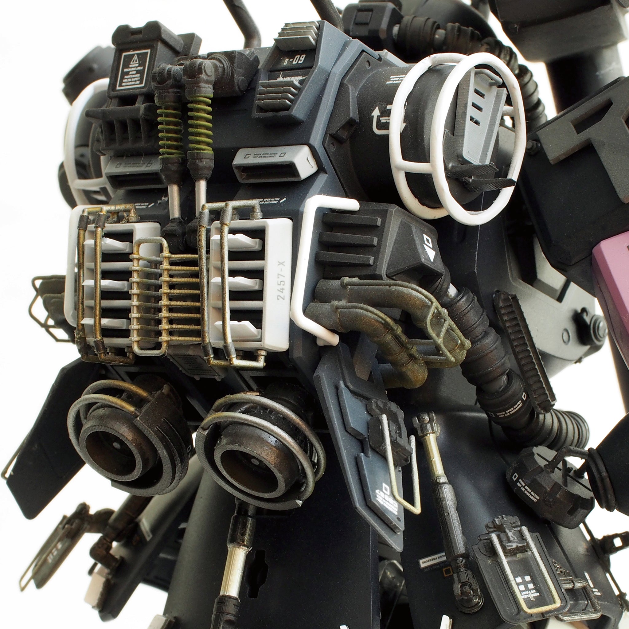 MG 1/100 MS-06R-1A ザクII(黒い三連星)Ver.2.0 バックパック デティールアップセット – MAKERS ...